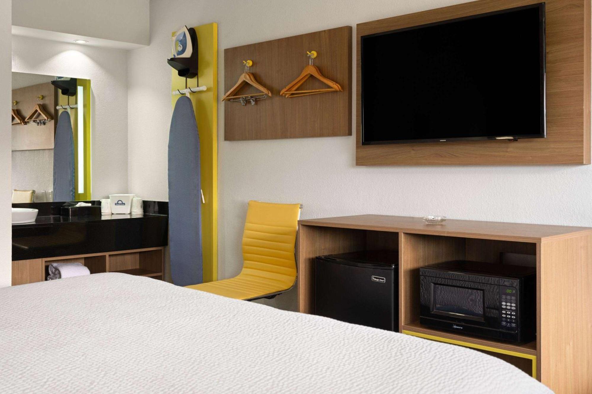 Days Inn By Wyndham Columbus Worthington Luaran gambar