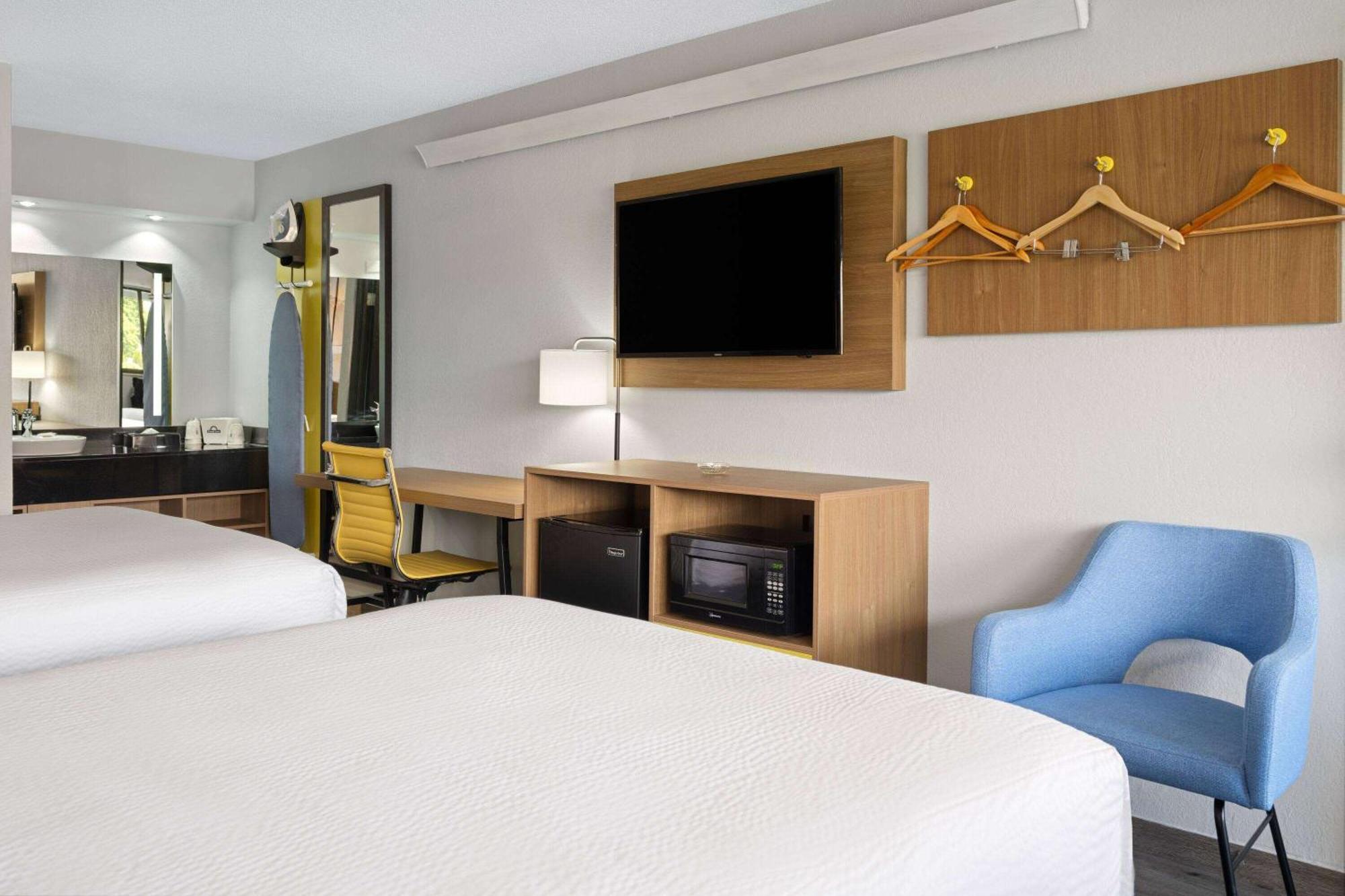 Days Inn By Wyndham Columbus Worthington Luaran gambar