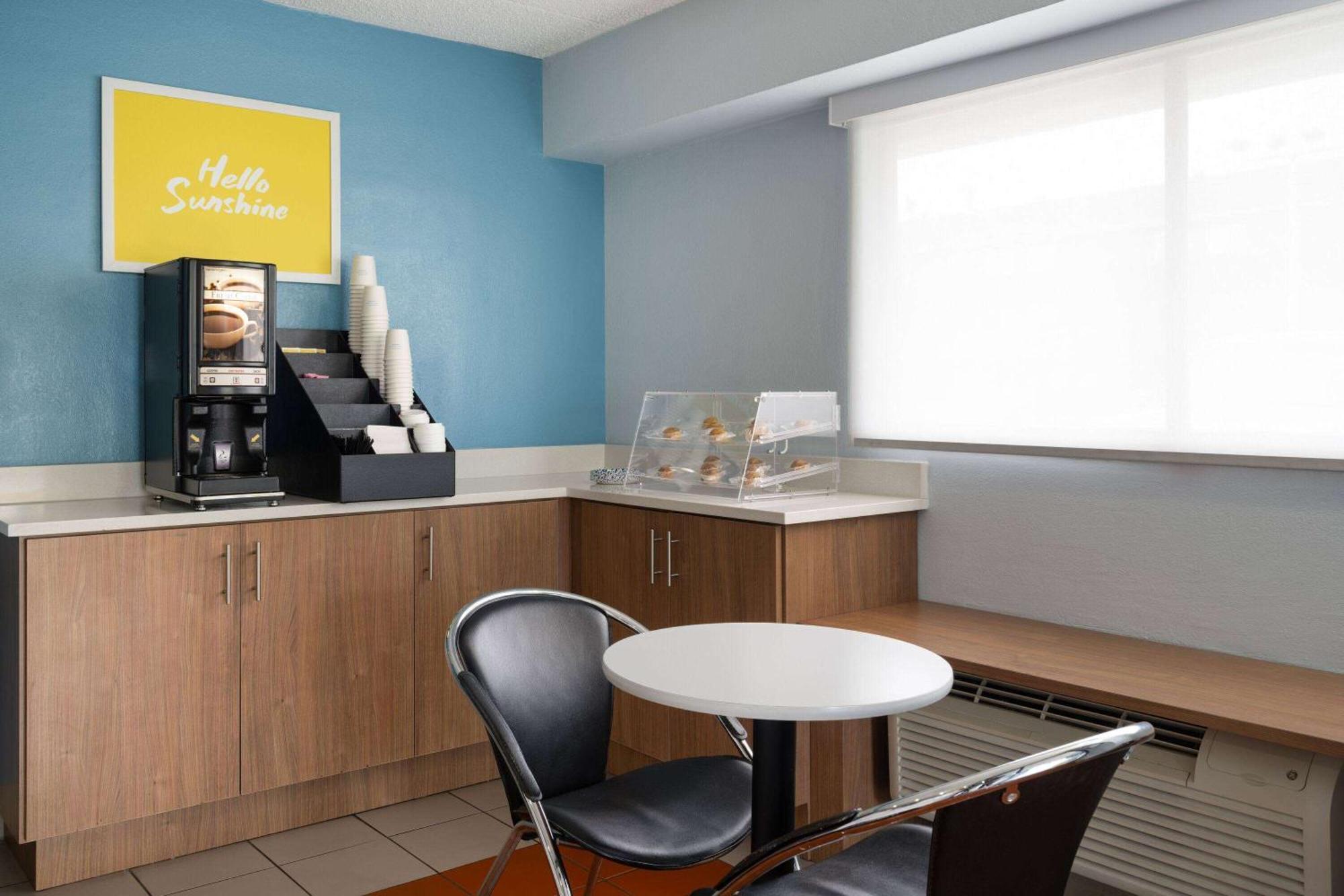 Days Inn By Wyndham Columbus Worthington Luaran gambar