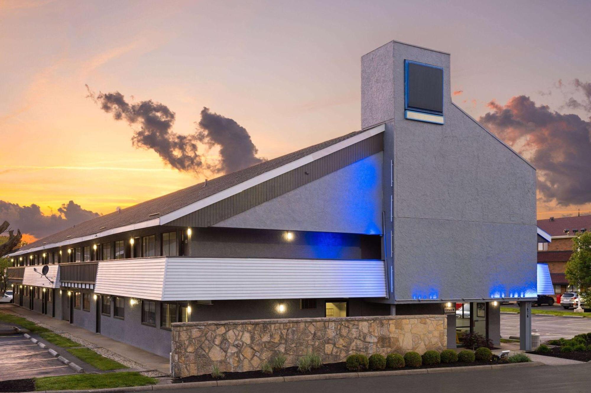 Days Inn By Wyndham Columbus Worthington Luaran gambar